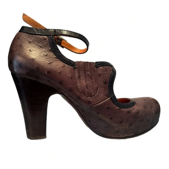Chie Mihara Ostrich Leather Heels Made In Spain 38 1/2 8.5 Ankle Strap Dust Bag - Picture 3 of 16